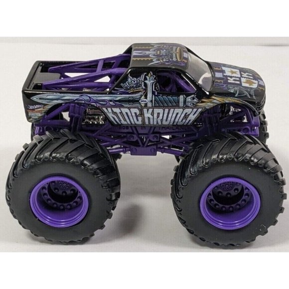 Hot Wheels Toys Hot Wheels Monster Jam King Krunch 64 Diecast Truck